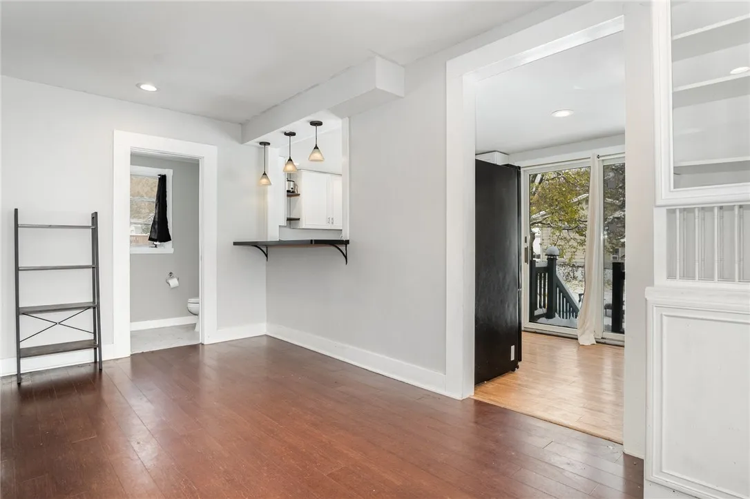 394 Laurelton Road, Irondequoit, New York 14609, Irondequoit, New York 14609, 2 Bedrooms Bedrooms, 5 Rooms Rooms,1 BathroomBathrooms,Residential,For Sale,394 Laurelton Road, Irondequoit, New York 14609,0,R1650230