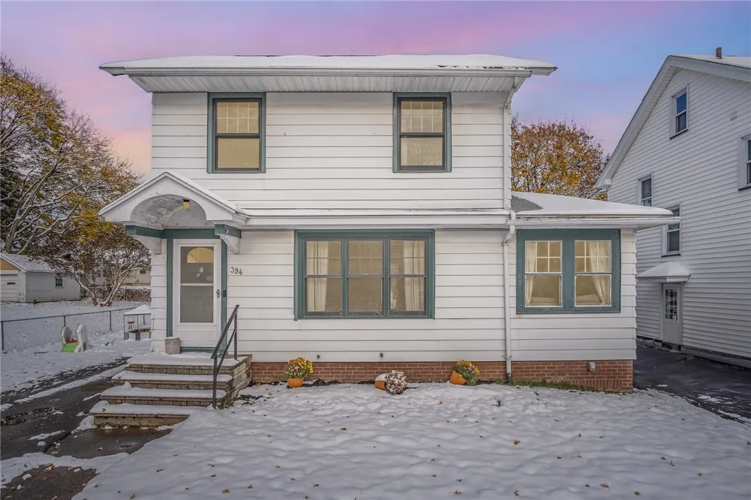 394 Laurelton Road, Irondequoit, New York 14609, Irondequoit, New York 14609, 2 Bedrooms Bedrooms, 5 Rooms Rooms,1 BathroomBathrooms,Residential,For Sale,394 Laurelton Road, Irondequoit, New York 14609,0,R1650230