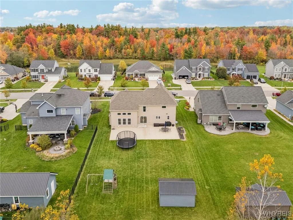 48 Worthington Lane, Lancaster, New York 14086, Lancaster, New York 14086, 4 Bedrooms Bedrooms, 9 Rooms Rooms,2 BathroomsBathrooms,Residential,For Sale,48 Worthington Lane, Lancaster, New York 14086,0,B1650690
