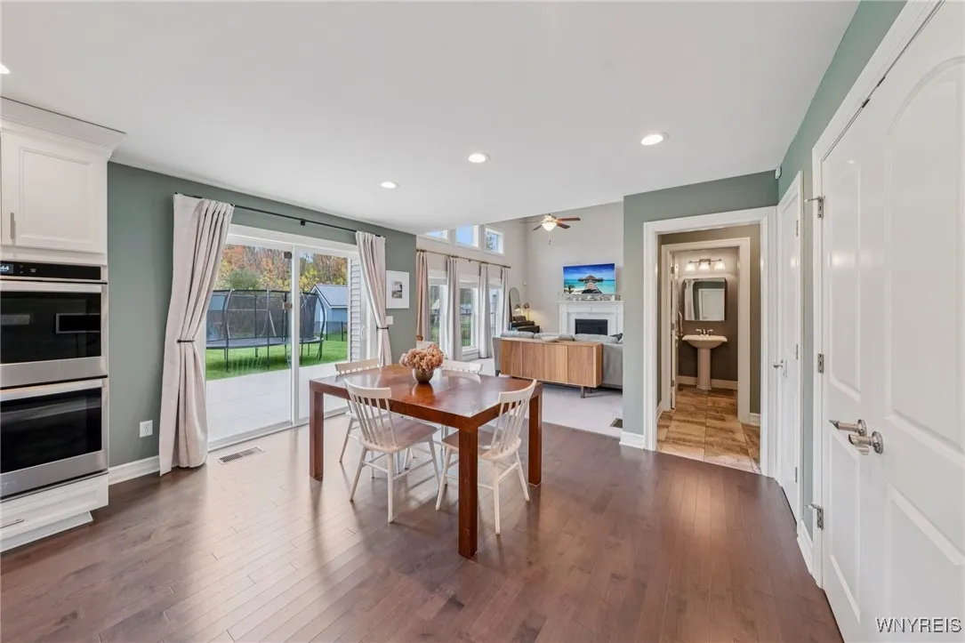 48 Worthington Lane, Lancaster, New York 14086, Lancaster, New York 14086, 4 Bedrooms Bedrooms, 9 Rooms Rooms,2 BathroomsBathrooms,Residential,For Sale,48 Worthington Lane, Lancaster, New York 14086,0,B1650690