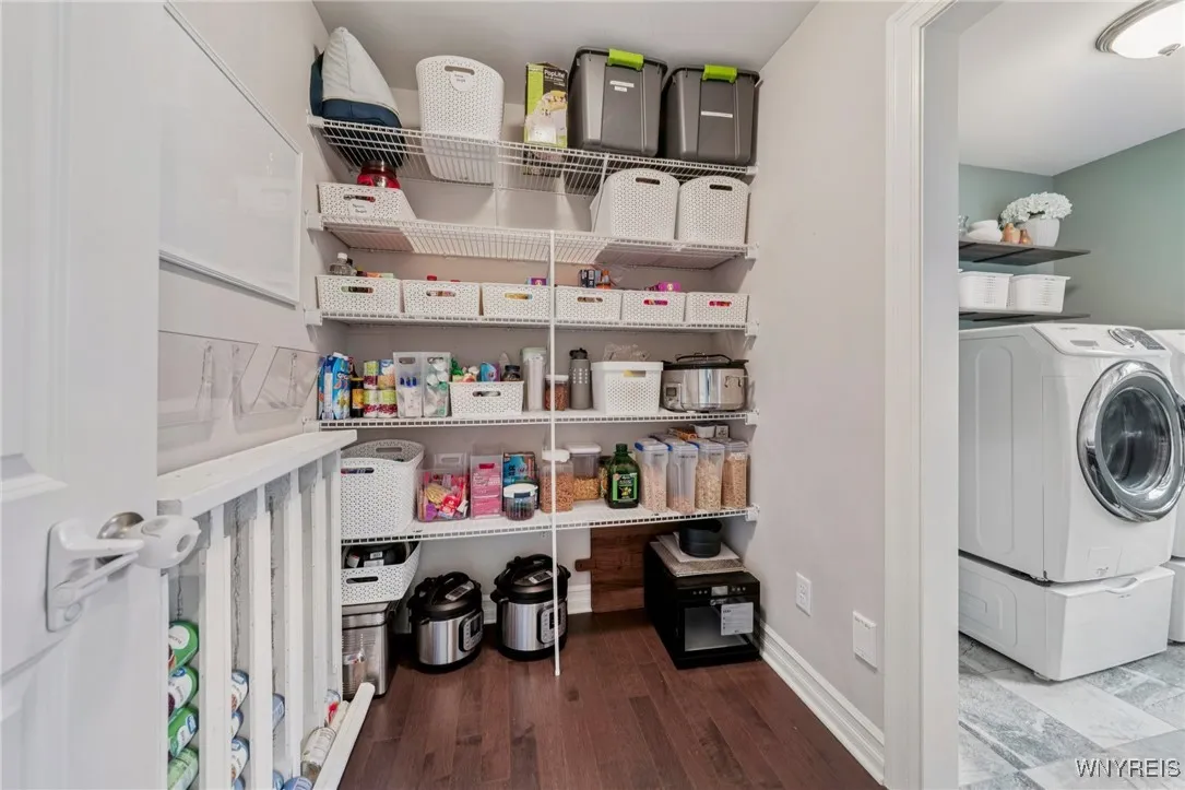 48 Worthington Lane, Lancaster, New York 14086, Lancaster, New York 14086, 4 Bedrooms Bedrooms, 9 Rooms Rooms,2 BathroomsBathrooms,Residential,For Sale,48 Worthington Lane, Lancaster, New York 14086,0,B1650690