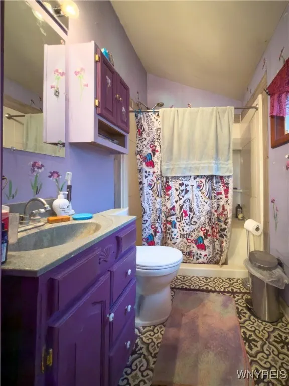 5527 East Creek Road, Wales, New York 14139, Wales, New York 14139, 3 Bedrooms Bedrooms, 6 Rooms Rooms,1 BathroomBathrooms,Residential,For Sale,5527 East Creek Road, Wales, New York 14139,0,B1650413