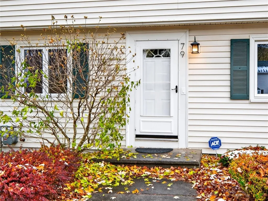 79 Mareeta Road, Gates, New York 14624, Gates, New York 14624, 3 Bedrooms Bedrooms, 7 Rooms Rooms,1 BathroomBathrooms,Residential,For Sale,79 Mareeta Road, Gates, New York 14624,0,R1650557