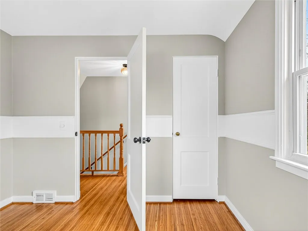 79 Mareeta Road, Gates, New York 14624, Gates, New York 14624, 3 Bedrooms Bedrooms, 7 Rooms Rooms,1 BathroomBathrooms,Residential,For Sale,79 Mareeta Road, Gates, New York 14624,0,R1650557