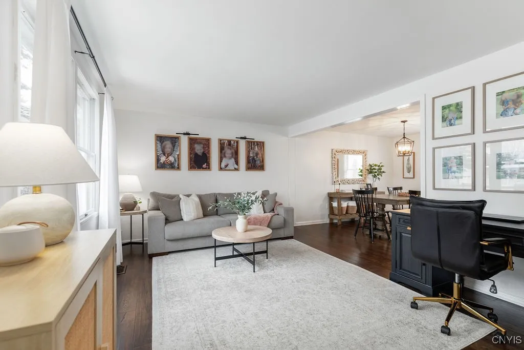 4265 Inverrary Drive, Clay, New York 13090, Clay, New York 13090, 3 Bedrooms Bedrooms, 8 Rooms Rooms,2 BathroomsBathrooms,Residential,For Sale,4265 Inverrary Drive, Clay, New York 13090,0,S1649713