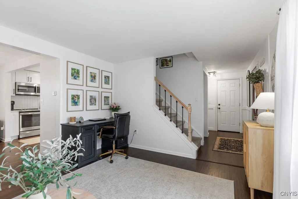 4265 Inverrary Drive, Clay, New York 13090, Clay, New York 13090, 3 Bedrooms Bedrooms, 8 Rooms Rooms,2 BathroomsBathrooms,Residential,For Sale,4265 Inverrary Drive, Clay, New York 13090,0,S1649713