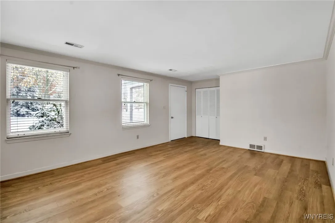 4 The Common, Lockport City, New York 14094, Lockport City, New York 14094, 3 Bedrooms Bedrooms, 7 Rooms Rooms,1 BathroomBathrooms,Residential,For Sale,4 The Common, Lockport City, New York 14094,0,B1650480