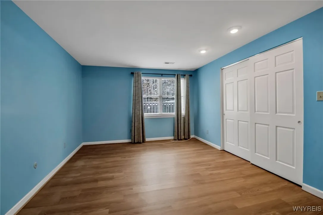 4 The Common, Lockport City, New York 14094, Lockport City, New York 14094, 3 Bedrooms Bedrooms, 7 Rooms Rooms,1 BathroomBathrooms,Residential,For Sale,4 The Common, Lockport City, New York 14094,0,B1650480