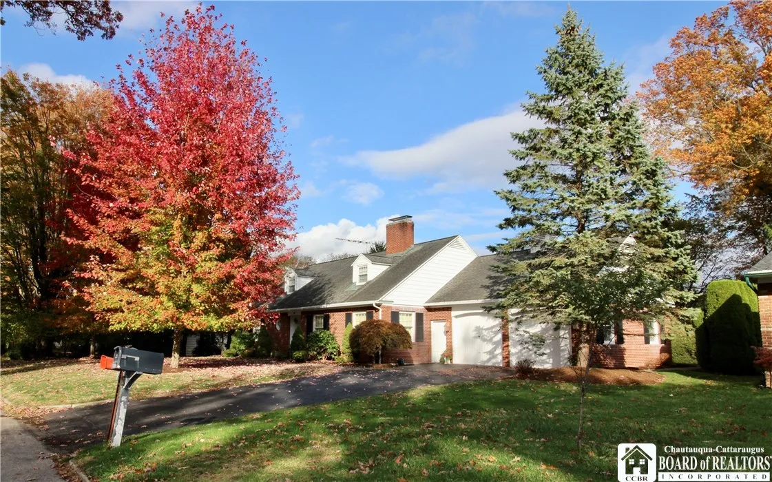 67 Warwick Road, Ellicott, New York 14701, Ellicott, New York 14701, 4 Bedrooms Bedrooms, 14 Rooms Rooms,4 BathroomsBathrooms,Residential,For Sale,67 Warwick Road, Ellicott, New York 14701,0,R1648468