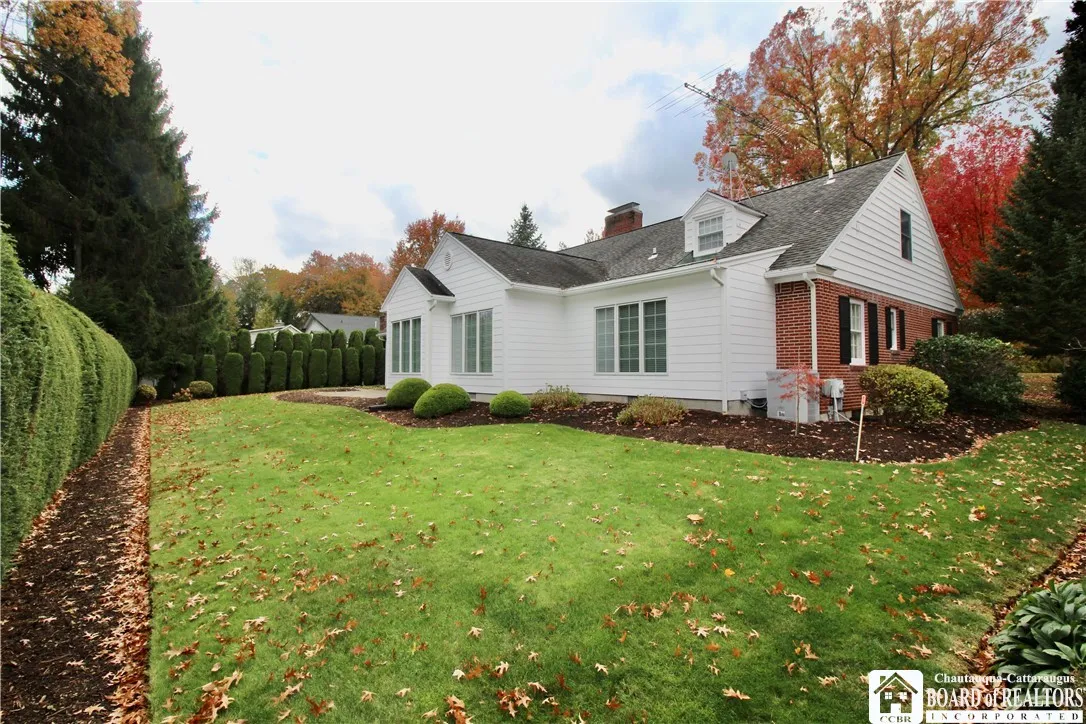 67 Warwick Road, Ellicott, New York 14701, Ellicott, New York 14701, 4 Bedrooms Bedrooms, 14 Rooms Rooms,4 BathroomsBathrooms,Residential,For Sale,67 Warwick Road, Ellicott, New York 14701,0,R1648468