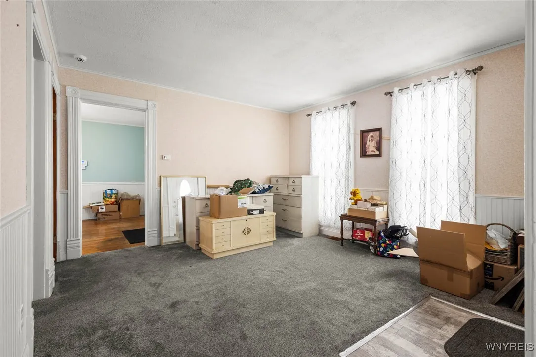 24 South Main Street, Batavia City, New York 14020, Batavia City, New York 14020, 4 Bedrooms Bedrooms, 8 Rooms Rooms,1 BathroomBathrooms,Residential,For Sale,24 South Main Street, Batavia City, New York 14020,0,B1649532
