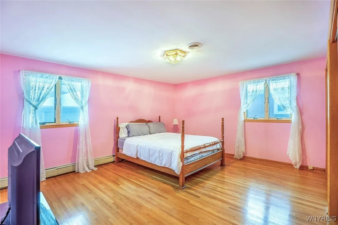 32 Barlow Avenue, Lackawanna, New York 14218, Lackawanna, New York 14218, 3 Bedrooms Bedrooms, 7 Rooms Rooms,2 BathroomsBathrooms,Residential,For Sale,32 Barlow Avenue, Lackawanna, New York 14218,0,B1649724