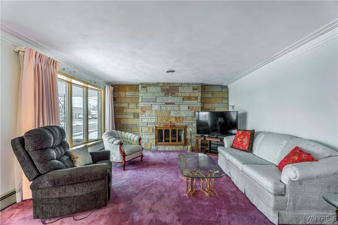 32 Barlow Avenue, Lackawanna, New York 14218, Lackawanna, New York 14218, 3 Bedrooms Bedrooms, 7 Rooms Rooms,2 BathroomsBathrooms,Residential,For Sale,32 Barlow Avenue, Lackawanna, New York 14218,0,B1649724