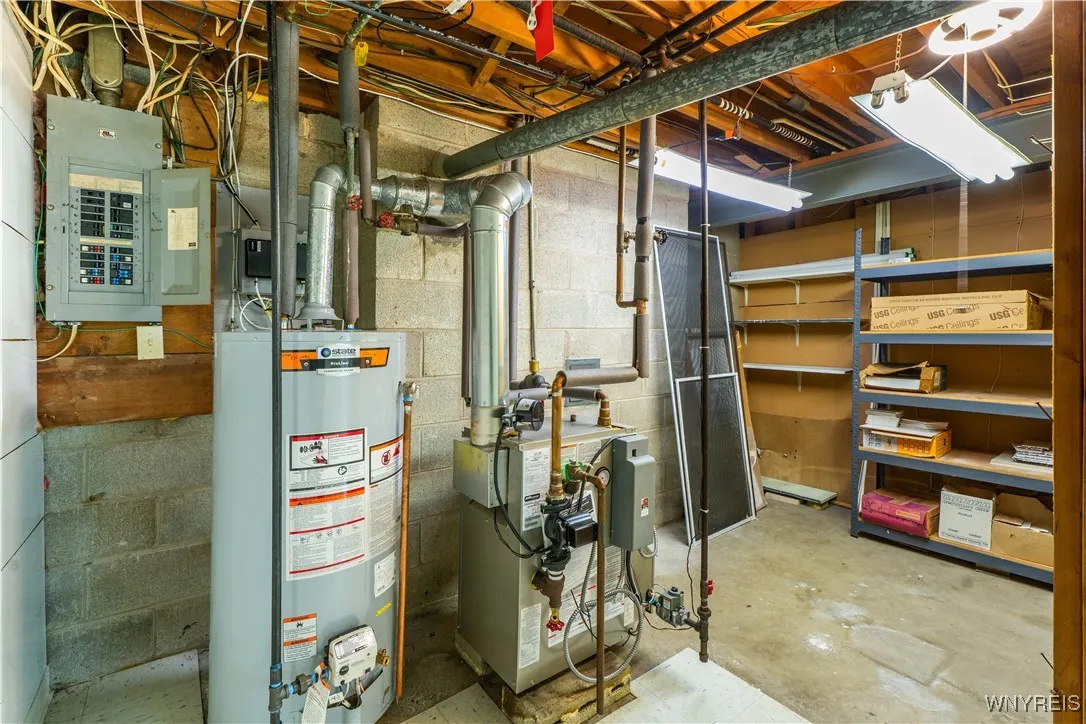 32 Barlow Avenue, Lackawanna, New York 14218, Lackawanna, New York 14218, 3 Bedrooms Bedrooms, 7 Rooms Rooms,2 BathroomsBathrooms,Residential,For Sale,32 Barlow Avenue, Lackawanna, New York 14218,0,B1649724