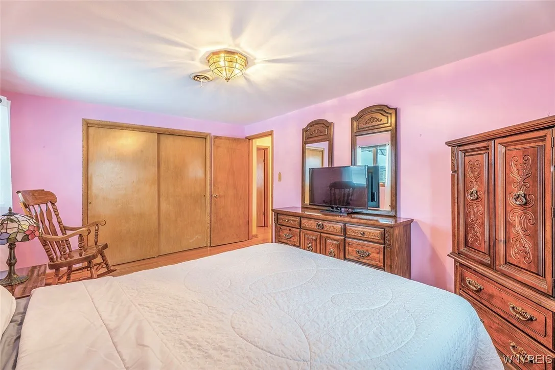 32 Barlow Avenue, Lackawanna, New York 14218, Lackawanna, New York 14218, 3 Bedrooms Bedrooms, 7 Rooms Rooms,2 BathroomsBathrooms,Residential,For Sale,32 Barlow Avenue, Lackawanna, New York 14218,0,B1649724