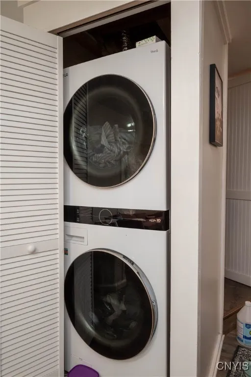 55 Utica Street, Kirkland, New York 13323, Kirkland, New York 13323, 8 Bedrooms Bedrooms, ,4 BathroomsBathrooms,Residential,For Sale,55 Utica Street, Kirkland, New York 13323,0,S1650571