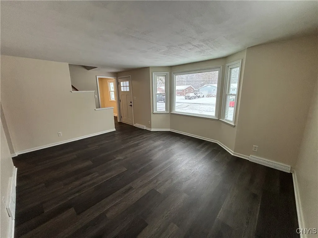 107 Colonial Drive, Cicero, New York 13212, Cicero, New York 13212, 3 Bedrooms Bedrooms, 7 Rooms Rooms,1 BathroomBathrooms,Residential,For Sale,107 Colonial Drive, Cicero, New York 13212,0,S1650704