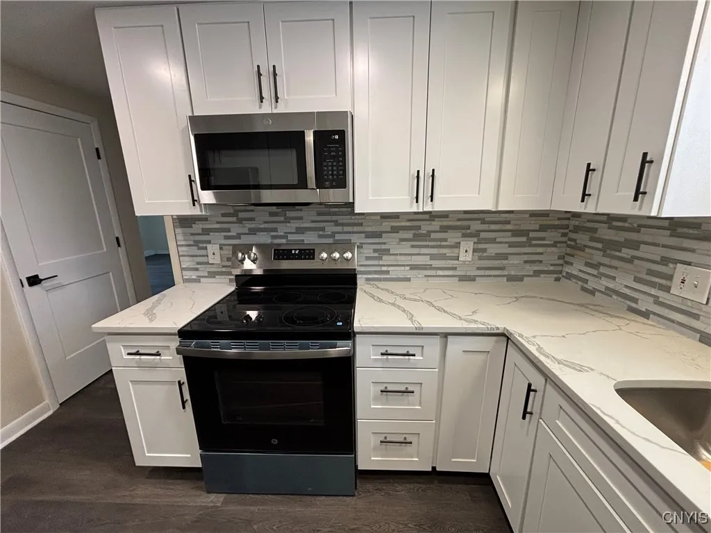 107 Colonial Drive, Cicero, New York 13212, Cicero, New York 13212, 3 Bedrooms Bedrooms, 7 Rooms Rooms,1 BathroomBathrooms,Residential,For Sale,107 Colonial Drive, Cicero, New York 13212,0,S1650704