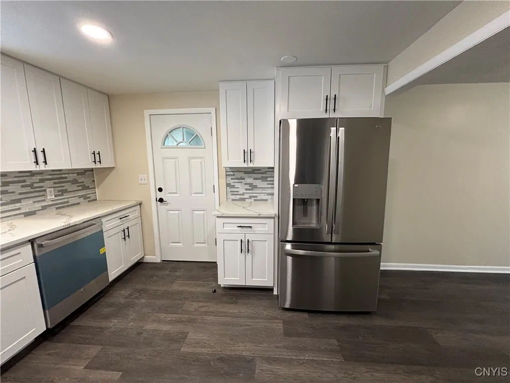 107 Colonial Drive, Cicero, New York 13212, Cicero, New York 13212, 3 Bedrooms Bedrooms, 7 Rooms Rooms,1 BathroomBathrooms,Residential,For Sale,107 Colonial Drive, Cicero, New York 13212,0,S1650704