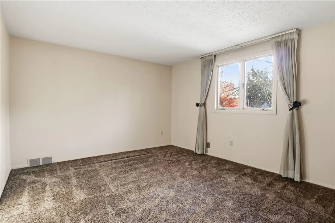 120 Oak Lane, Brighton, New York 14610, Brighton, New York 14610, 4 Bedrooms Bedrooms, 10 Rooms Rooms,2 BathroomsBathrooms,Residential,For Sale,120 Oak Lane, Brighton, New York 14610,0,R1648973