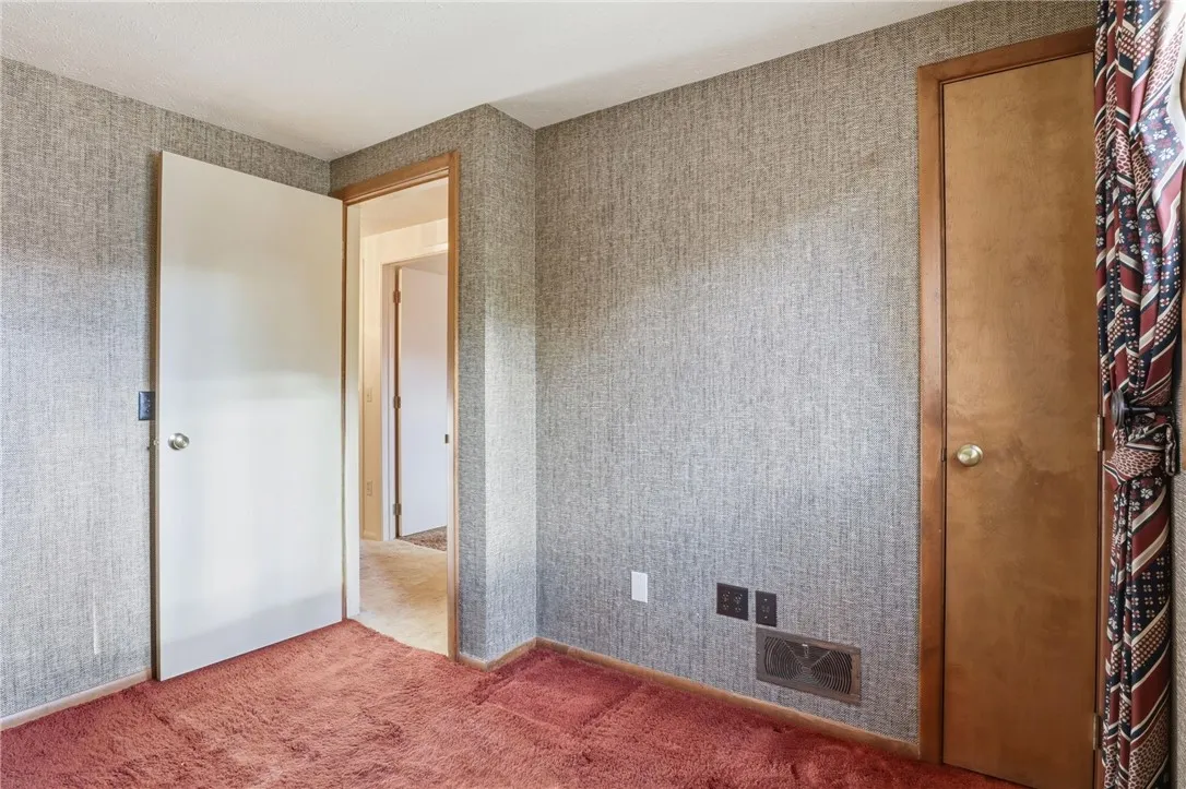 120 Oak Lane, Brighton, New York 14610, Brighton, New York 14610, 4 Bedrooms Bedrooms, 10 Rooms Rooms,2 BathroomsBathrooms,Residential,For Sale,120 Oak Lane, Brighton, New York 14610,0,R1648973