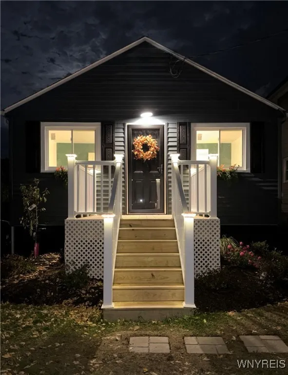 27 Dwyer Street, West Seneca, New York 14224, West Seneca, New York 14224, 2 Bedrooms Bedrooms, 6 Rooms Rooms,1 BathroomBathrooms,Residential,For Sale,27 Dwyer Street, West Seneca, New York 14224,0,B1650710