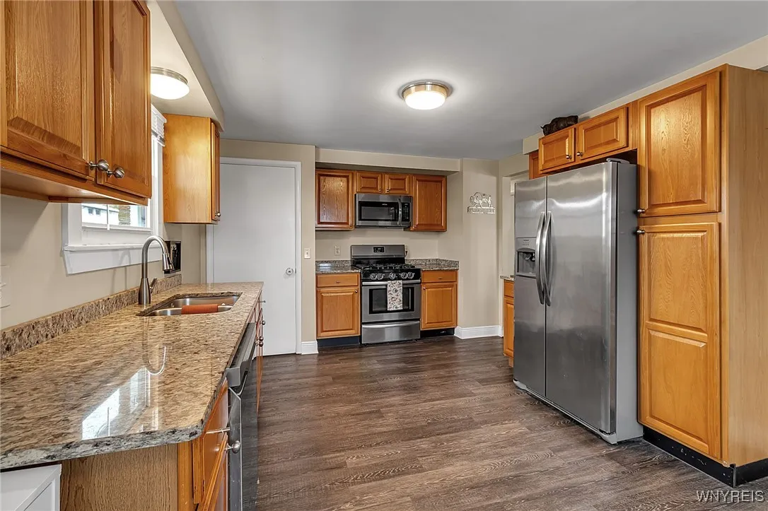 203 Lydia Lane, Cheektowaga, New York 14225, Cheektowaga, New York 14225, 3 Bedrooms Bedrooms, 5 Rooms Rooms,1 BathroomBathrooms,Residential,For Sale,203 Lydia Lane, Cheektowaga, New York 14225,0,B1650581