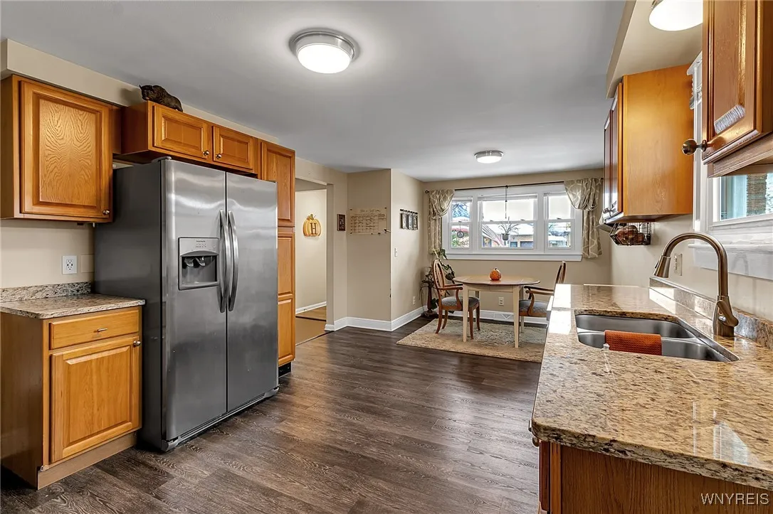 203 Lydia Lane, Cheektowaga, New York 14225, Cheektowaga, New York 14225, 3 Bedrooms Bedrooms, 5 Rooms Rooms,1 BathroomBathrooms,Residential,For Sale,203 Lydia Lane, Cheektowaga, New York 14225,0,B1650581