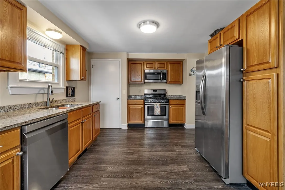 203 Lydia Lane, Cheektowaga, New York 14225, Cheektowaga, New York 14225, 3 Bedrooms Bedrooms, 5 Rooms Rooms,1 BathroomBathrooms,Residential,For Sale,203 Lydia Lane, Cheektowaga, New York 14225,0,B1650581