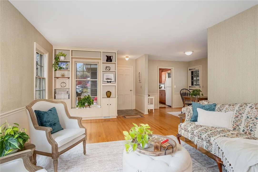 44 Cullens Run, Pittsford, New York 14534, Pittsford, New York 14534, 4 Bedrooms Bedrooms, 9 Rooms Rooms,2 BathroomsBathrooms,Residential,Closed,44 Cullens Run, Pittsford, New York 14534,0,R1648564