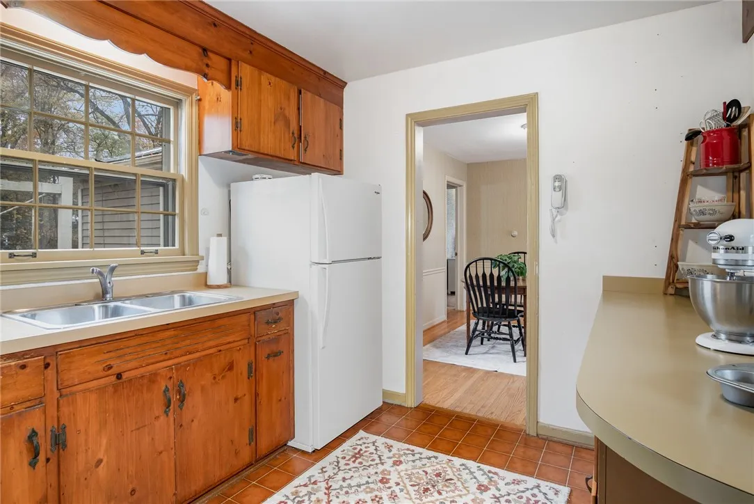 44 Cullens Run, Pittsford, New York 14534, Pittsford, New York 14534, 4 Bedrooms Bedrooms, 9 Rooms Rooms,2 BathroomsBathrooms,Residential,For Sale,44 Cullens Run, Pittsford, New York 14534,0,R1648564