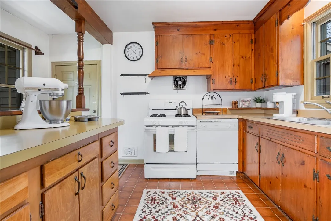 44 Cullens Run, Pittsford, New York 14534, Pittsford, New York 14534, 4 Bedrooms Bedrooms, 9 Rooms Rooms,2 BathroomsBathrooms,Residential,Closed,44 Cullens Run, Pittsford, New York 14534,0,R1648564