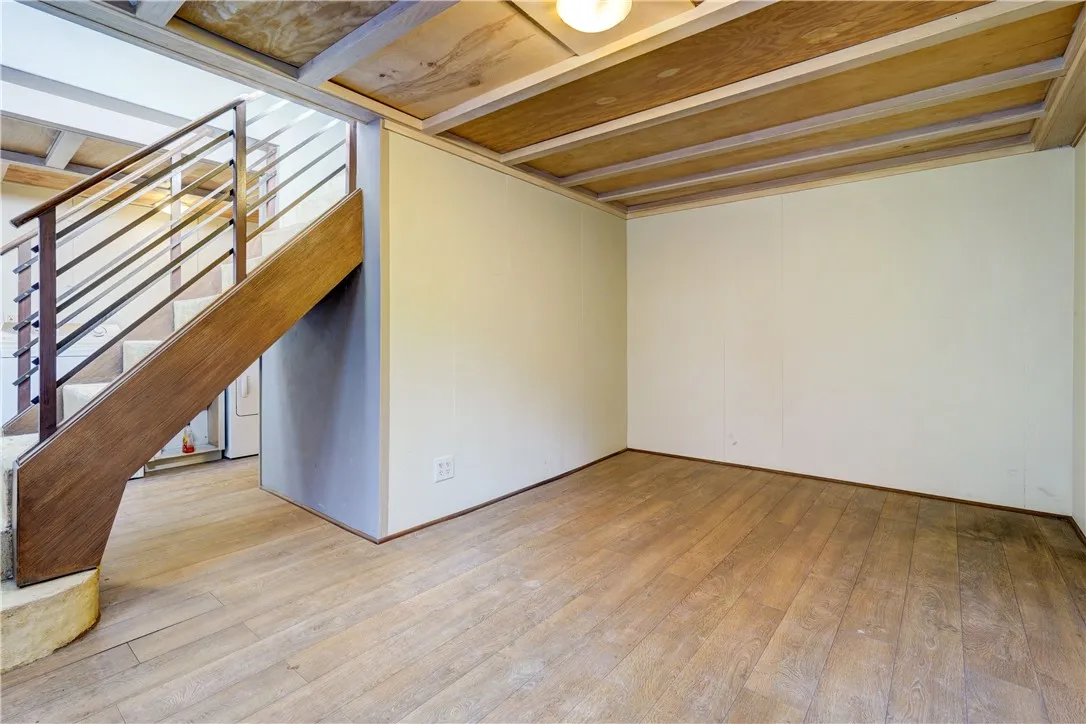 2 Upper Crescent, East Rochester, New York 14445, East Rochester, New York 14445, 3 Bedrooms Bedrooms, 7 Rooms Rooms,1 BathroomBathrooms,Residential,For Sale,2 Upper Crescent, East Rochester, New York 14445,0,R1650434