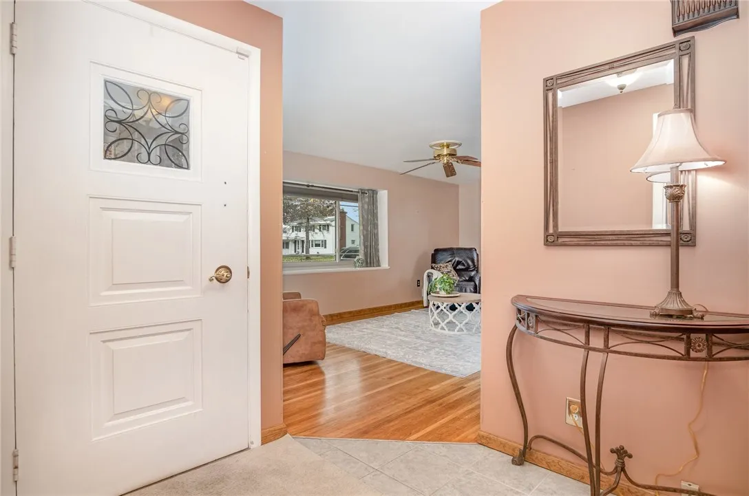 19 Del Verde Rd, Gates, New York 14624, Gates, New York 14624, 3 Bedrooms Bedrooms, 6 Rooms Rooms,1 BathroomBathrooms,Residential,For Sale,19 Del Verde Rd, Gates, New York 14624,0,R1643728