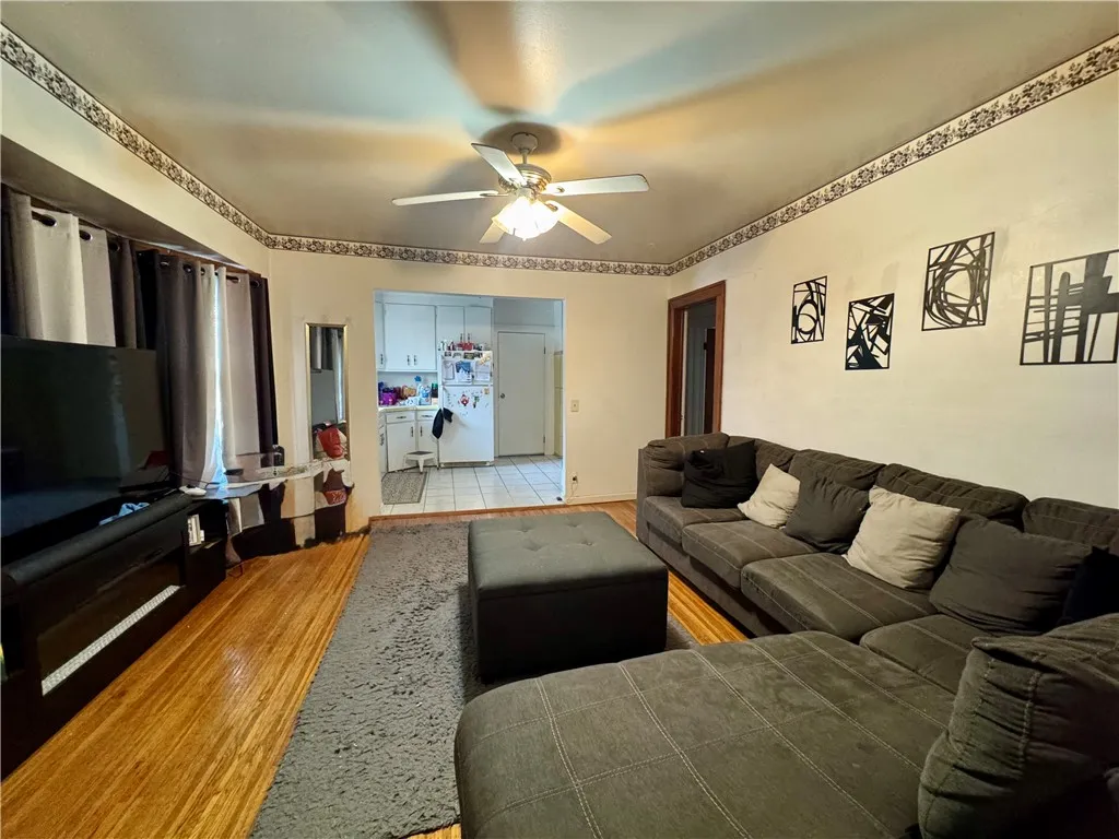 515 Birr Street, Rochester, New York 14613, Rochester, New York 14613, 4 Bedrooms Bedrooms, ,2 BathroomsBathrooms,Residential,For Sale,515 Birr Street, Rochester, New York 14613,0,R1650694