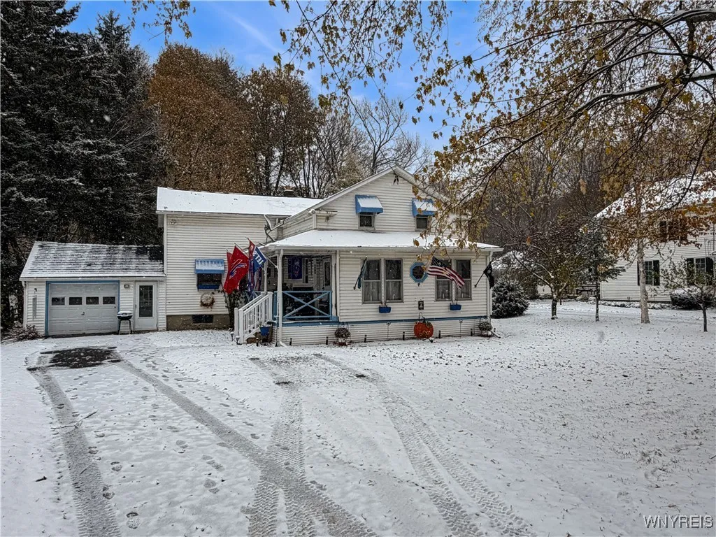 4305 Route 98, Java, New York 14113, Java, New York 14113, 3 Bedrooms Bedrooms, 9 Rooms Rooms,2 BathroomsBathrooms,Residential,For Sale,4305 Route 98, Java, New York 14113,0,B1650289