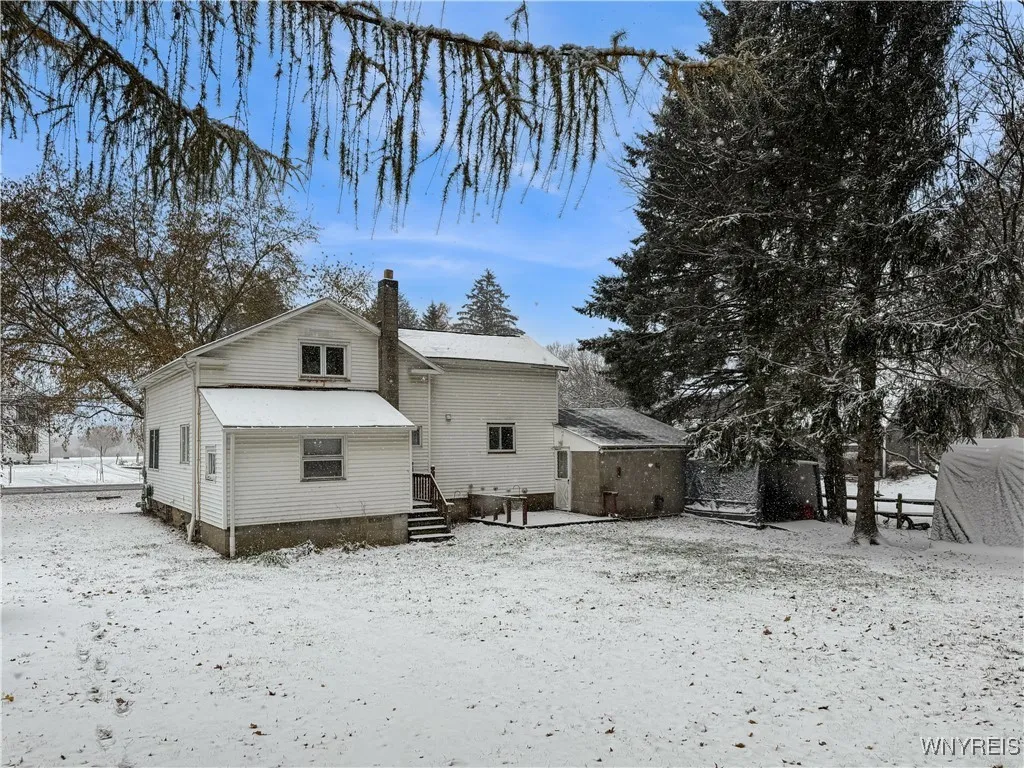 4305 Route 98, Java, New York 14113, Java, New York 14113, 3 Bedrooms Bedrooms, 9 Rooms Rooms,2 BathroomsBathrooms,Residential,For Sale,4305 Route 98, Java, New York 14113,0,B1650289