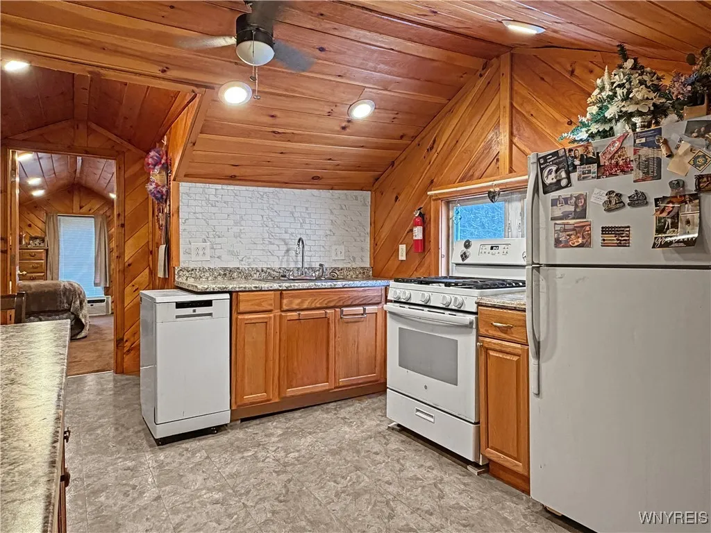 4305 Route 98, Java, New York 14113, Java, New York 14113, 3 Bedrooms Bedrooms, 9 Rooms Rooms,2 BathroomsBathrooms,Residential,For Sale,4305 Route 98, Java, New York 14113,0,B1650289