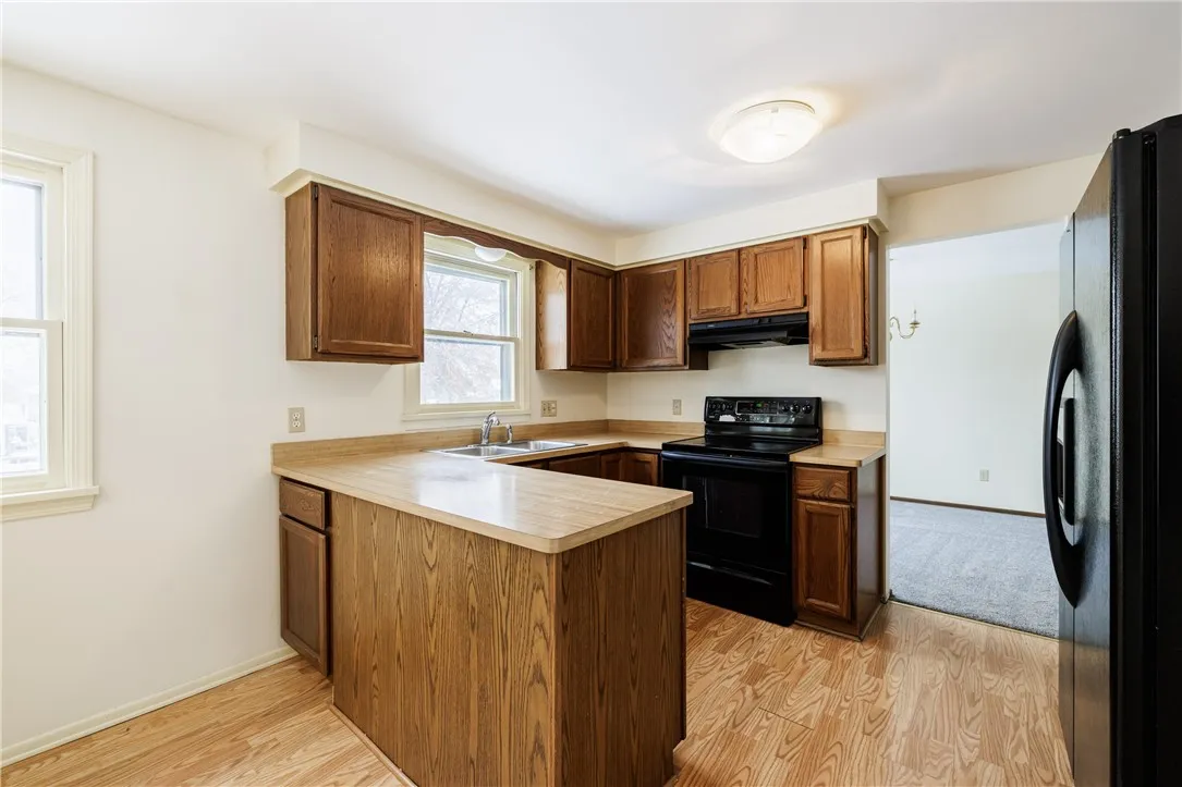 18 Delemere Boulevard, Perinton, New York 14450, Perinton, New York 14450, 4 Bedrooms Bedrooms, 8 Rooms Rooms,1 BathroomBathrooms,Residential,For Sale,18 Delemere Boulevard, Perinton, New York 14450,0,R1650083