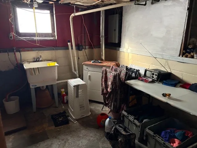 103 Marion Street, Rochester, New York 14610, Rochester, New York 14610, 3 Bedrooms Bedrooms, 7 Rooms Rooms,1 BathroomBathrooms,Residential,For Sale,103 Marion Street, Rochester, New York 14610,0,R1650730