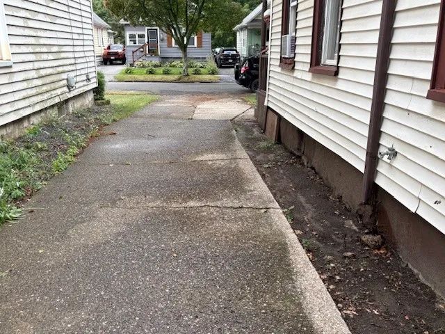 36 Sterling Street, Rochester, New York 14606, Rochester, New York 14606, 3 Bedrooms Bedrooms, 9 Rooms Rooms,1 BathroomBathrooms,Residential,For Sale,36 Sterling Street, Rochester, New York 14606,0,R1650721