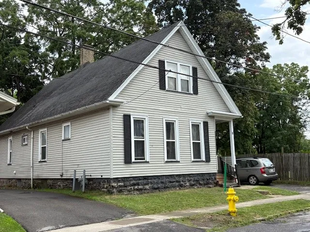 8 Immel Street, Rochester, New York 14606, Rochester, New York 14606, 4 Bedrooms Bedrooms, 8 Rooms Rooms,1 BathroomBathrooms,Residential,For Sale,8 Immel Street, Rochester, New York 14606,0,R1650716