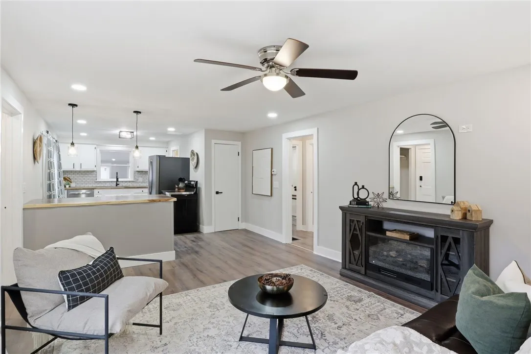 2789 Atlantic Avenue, Penfield, New York 14526, Penfield, New York 14526, 3 Bedrooms Bedrooms, 5 Rooms Rooms,1 BathroomBathrooms,Residential,For Sale,2789 Atlantic Avenue, Penfield, New York 14526,0,R1650055