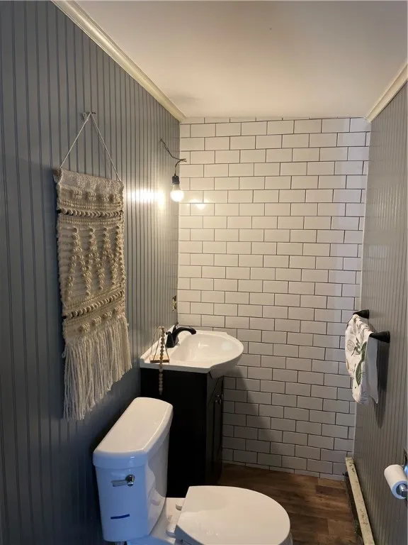 7 Moss Street, New Berlin, New York 13411, New Berlin, New York 13411, 4 Bedrooms Bedrooms, 14 Rooms Rooms,1 BathroomBathrooms,Residential,For Sale,7 Moss Street, New Berlin, New York 13411,0,R1650165