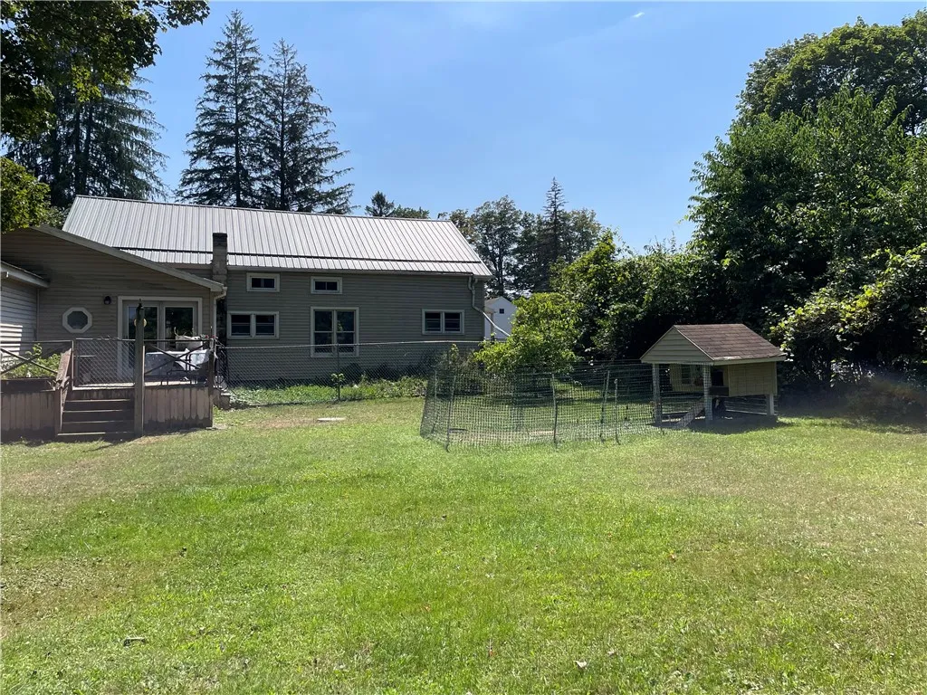 7 Moss Street, New Berlin, New York 13411, New Berlin, New York 13411, 4 Bedrooms Bedrooms, 14 Rooms Rooms,1 BathroomBathrooms,Residential,For Sale,7 Moss Street, New Berlin, New York 13411,0,R1650165