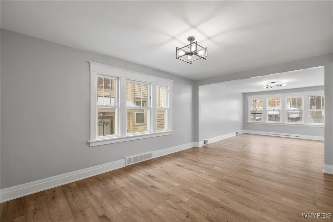 207 Davidson Avenue, Buffalo, New York 14215, Buffalo, New York 14215, 5 Bedrooms Bedrooms, ,2 BathroomsBathrooms,Residential,For Sale,207 Davidson Avenue, Buffalo, New York 14215,0,B1650706