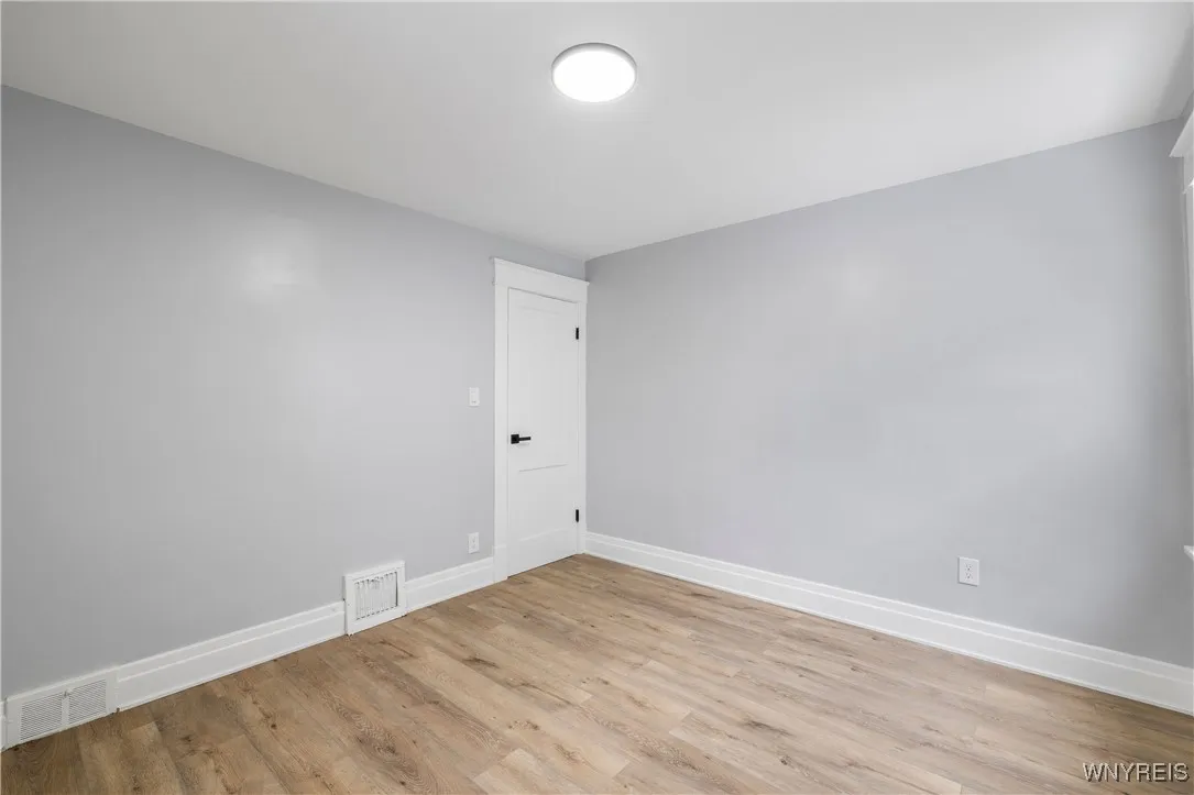 207 Davidson Avenue, Buffalo, New York 14215, Buffalo, New York 14215, 5 Bedrooms Bedrooms, ,2 BathroomsBathrooms,Residential,For Sale,207 Davidson Avenue, Buffalo, New York 14215,0,B1650706