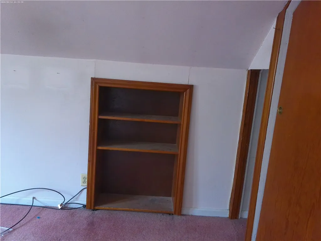 13 Dale Court, Fenton, New York 13901, Fenton, New York 13901, 4 Bedrooms Bedrooms, 7 Rooms Rooms,1 BathroomBathrooms,Residential,For Sale,13 Dale Court, Fenton, New York 13901,0,R1650351