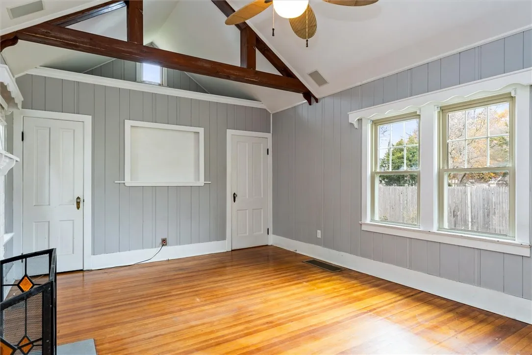 227 Walzer Road, Irondequoit, New York 14622, Irondequoit, New York 14622, 3 Bedrooms Bedrooms, 7 Rooms Rooms,1 BathroomBathrooms,Residential,For Sale,227 Walzer Road, Irondequoit, New York 14622,0,R1648227