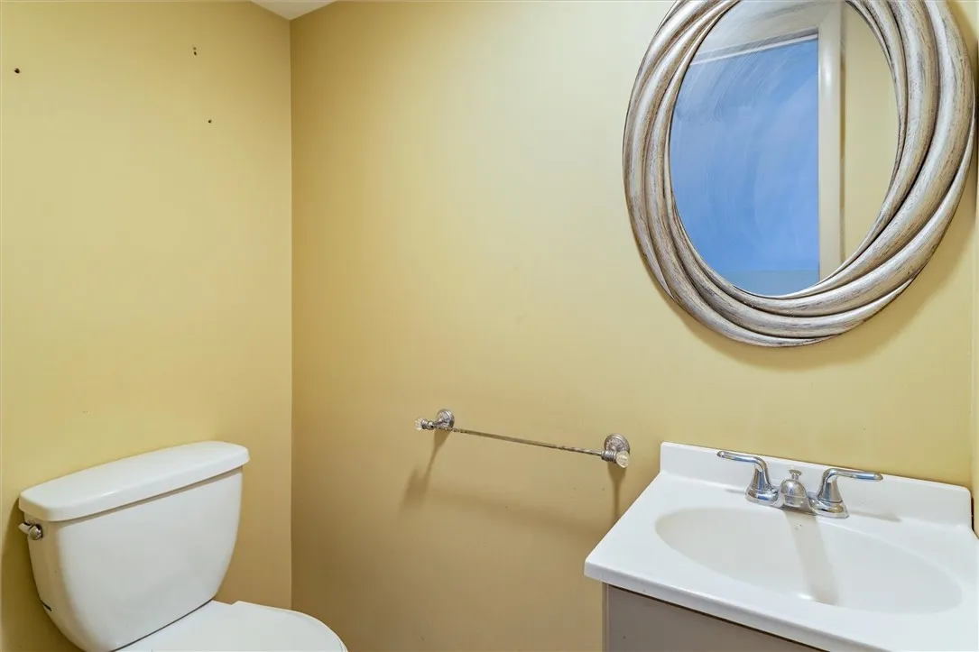 227 Walzer Road, Irondequoit, New York 14622, Irondequoit, New York 14622, 3 Bedrooms Bedrooms, 7 Rooms Rooms,1 BathroomBathrooms,Residential,For Sale,227 Walzer Road, Irondequoit, New York 14622,0,R1648227